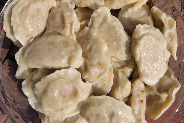 Вареники с фасолью и грибами