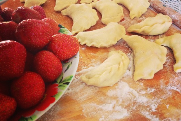 Вареники с клубникой