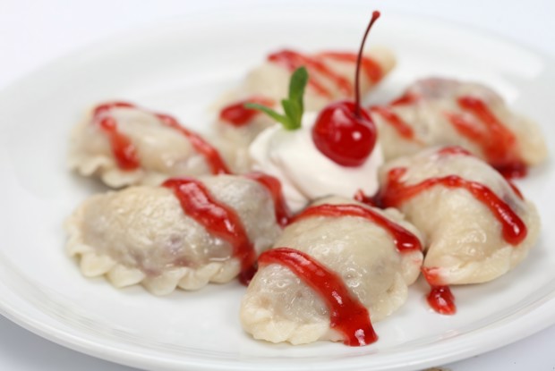 Вареники с вишней и творогом