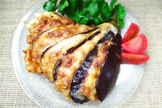 Веер из баклажана с фаршем