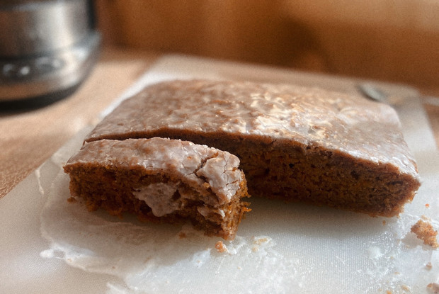 Веганский морковный кекс