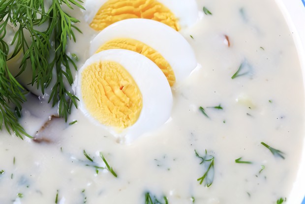 Венгерский суп «Чорба» с мятой и чесноком