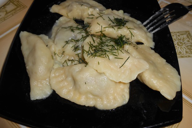 Вереники с картофелем и лесными грибами