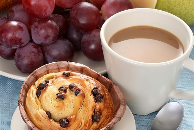 Виноградные кексы с десертным вином Vin Santo