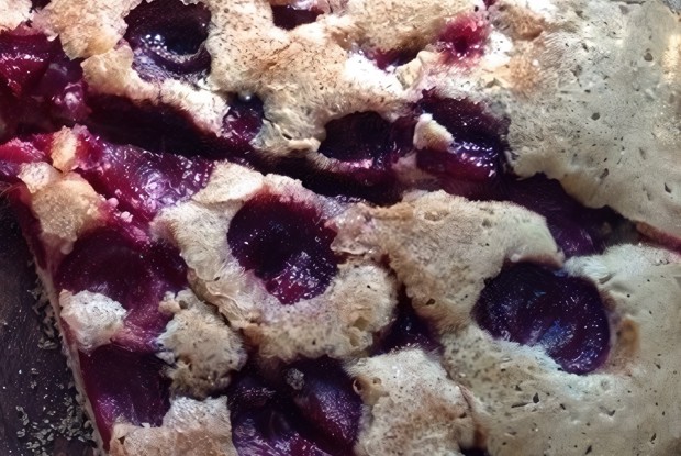 Вишневая шарлотка