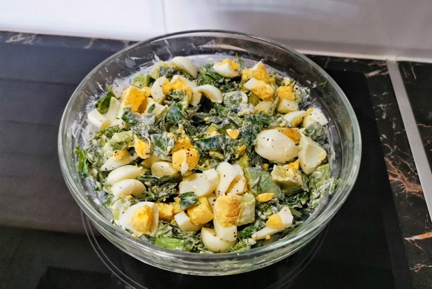 Витаминный салат со сметаной