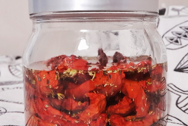 Вяленые в духовке томаты