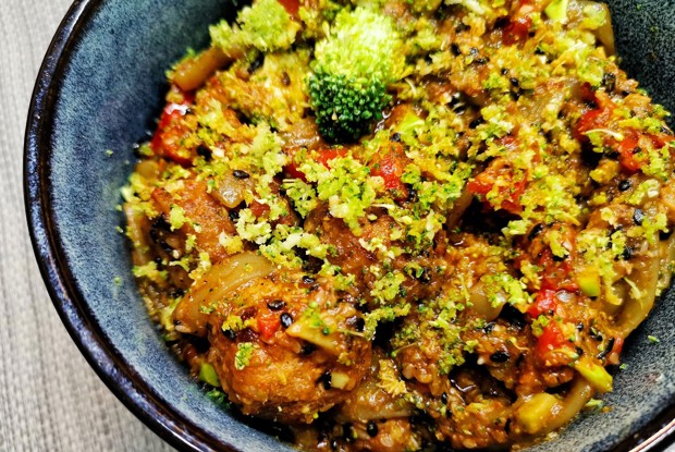 Вок с тефтельками