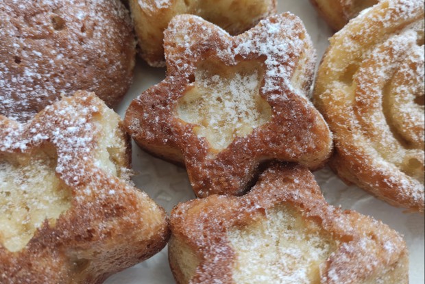 Воздушные кексы с лимонной цедрой