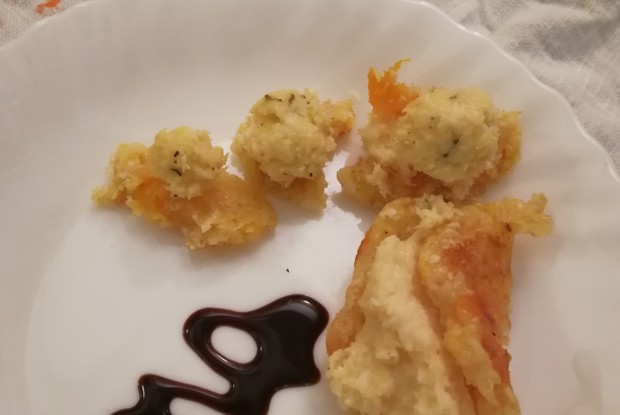 Воздушный сырный мусс с тимьяном