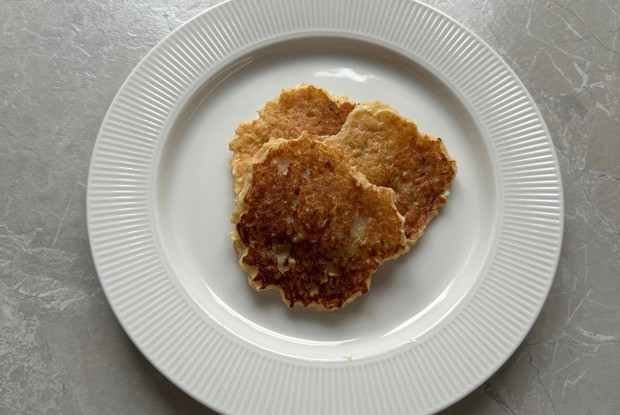 Яблочные оладьи