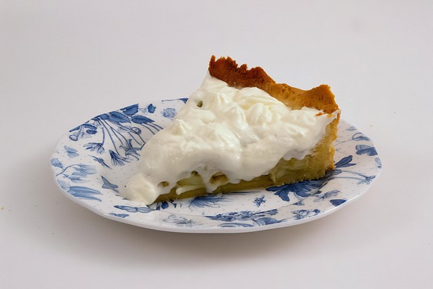 Яблочный пирог со сливками