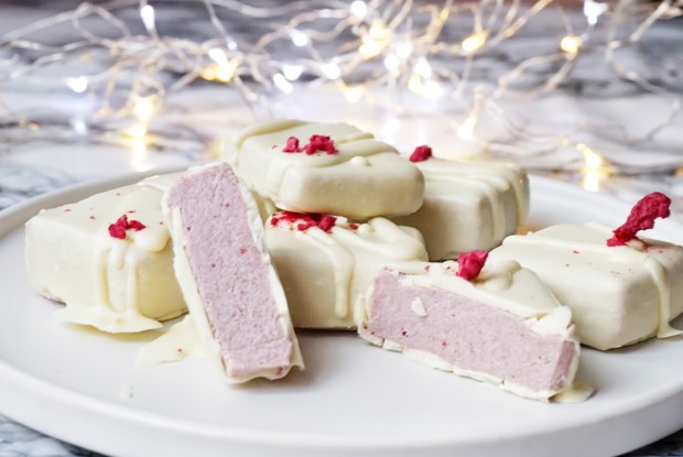 Ягодные пирожные