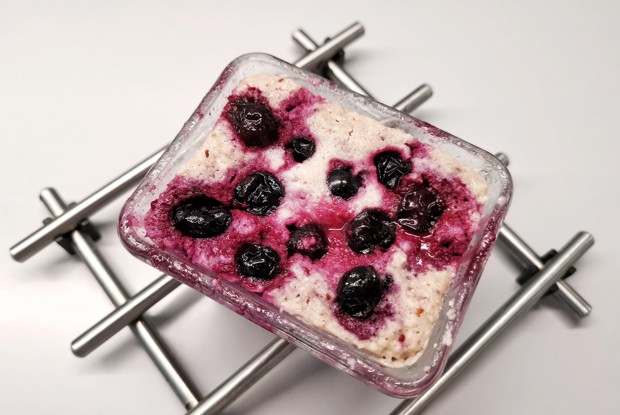 Ягодный кето-кекс в микроволновке