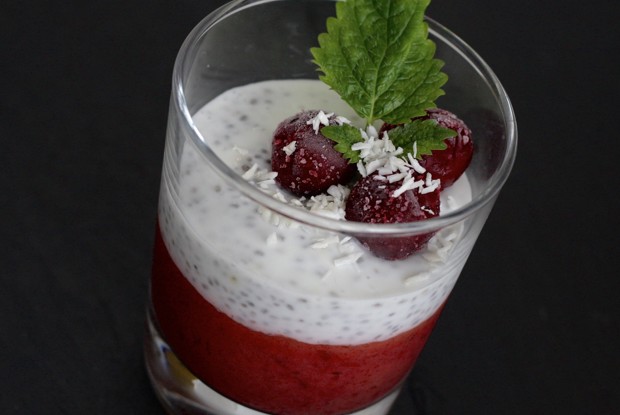 Ягодный пудинг с семенами чиа