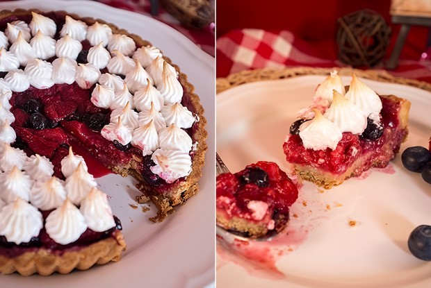 Ягодный тарт с меренгой
