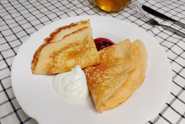 Тонкие блинчики на йогурте