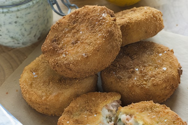 Закуска из копченного лосося и укропа