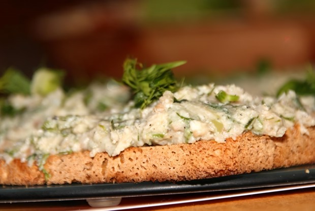 Закуска из селедки с творогом