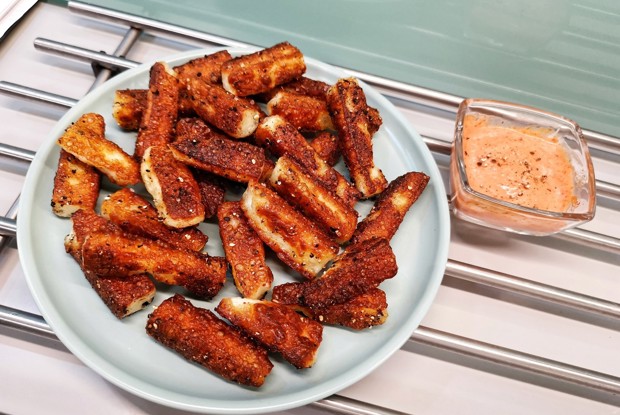 Закуска из сыра халуми