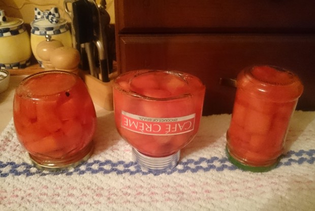 Закуска к текиле из маринованных кусочков арбуза