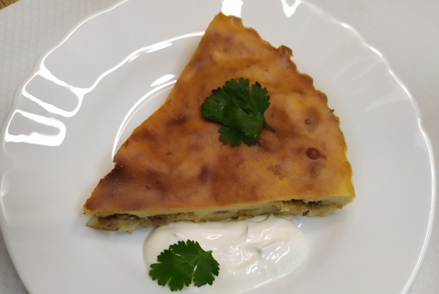 Заливной пирог с капустой и фаршем