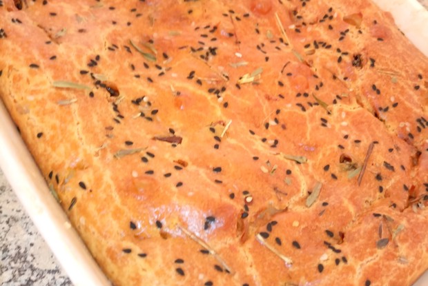 Заливной пирог с капустой и грибами