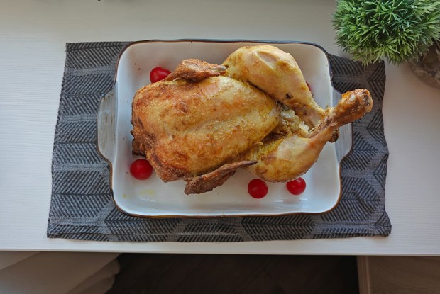 Запеченная курица с хрустящей корочкой