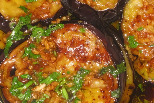 Запеченные баклажаны с моцареллой и пармезаном