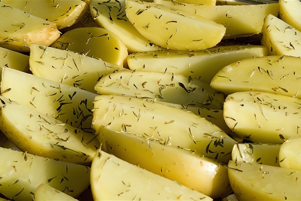 Запеченный картофель с зеленью