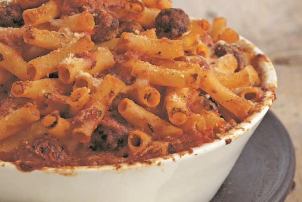 Запеченные зити с мелкими фрикадельками