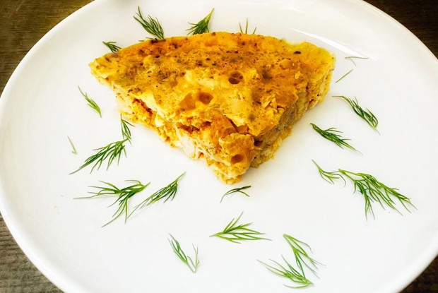 Запеканка из индейки с сыром и яйцами