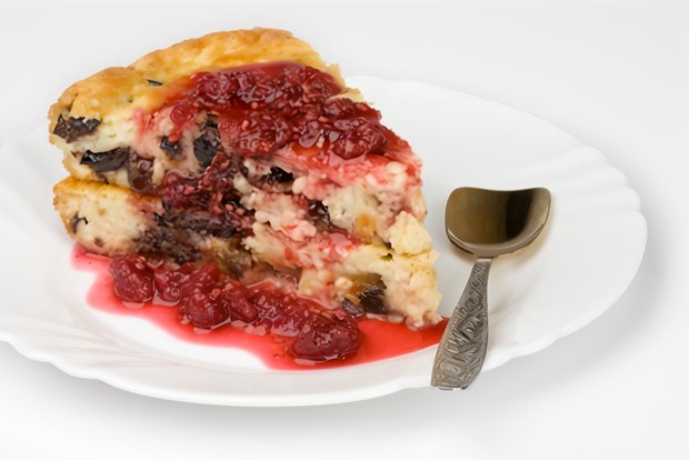 Запеканка из творога и фруктов