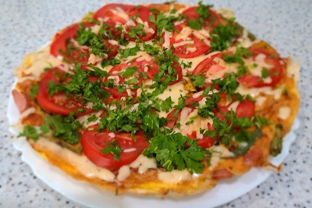 Завтрак из лаваша со спаржевой фасолью