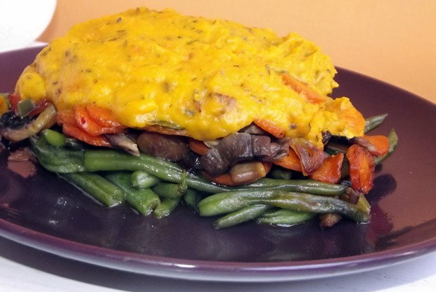 Зеленая фасоль под тыквенным соусом