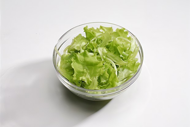 Зеленый салат с винегретом