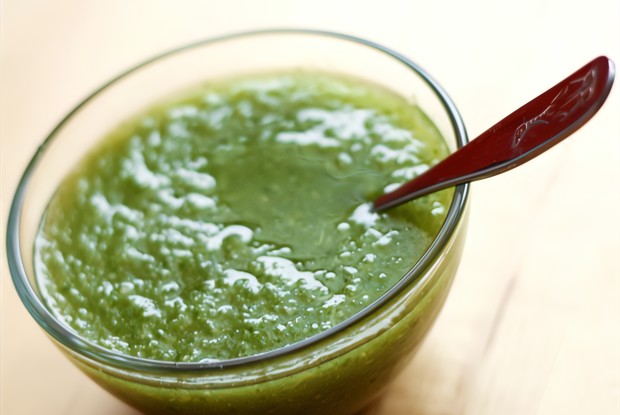 Зеленый сельдерейный суп-пюре