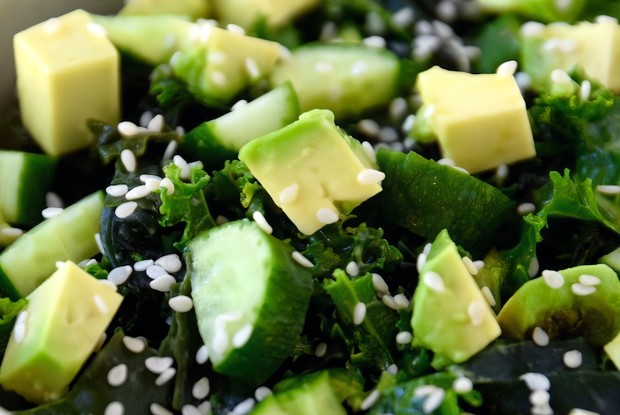 Зеленый салат из суперфудов