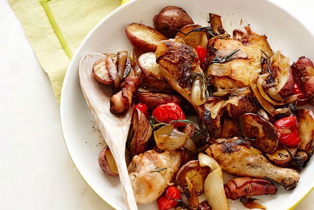 Жареная курица с беконом