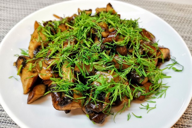 Жареные шампиньоны по-деревенски