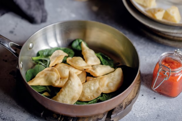 Жареные вареники с картофелем и сыром