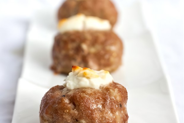 Зразы с грибами под грибным соусом