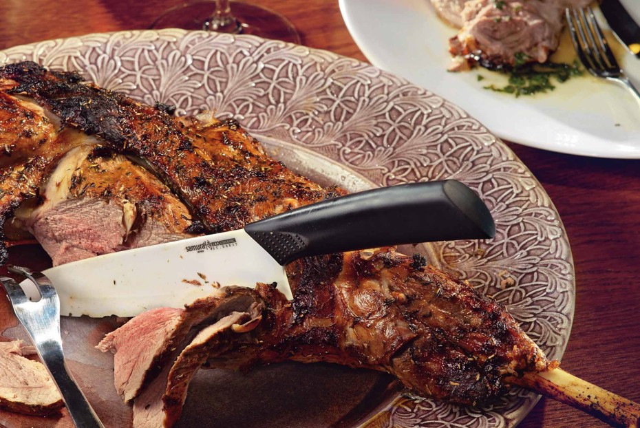 Фото рецепта Баранья нога с мятным соусом