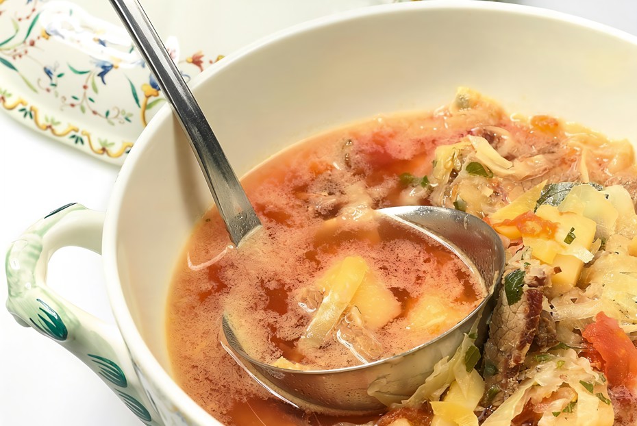 Фото рецепта Борщ с салом