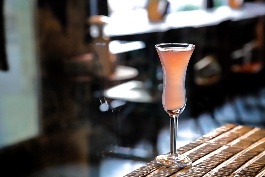 Фото рецепта Домашний лимончелло с грейпфрутом