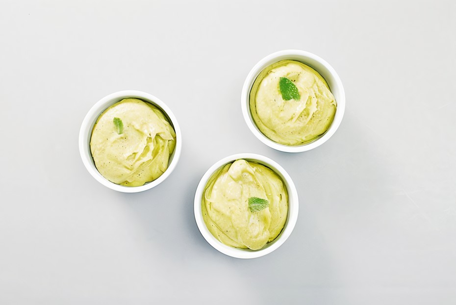 Фото рецепта Фисташковый мусс с авокадо