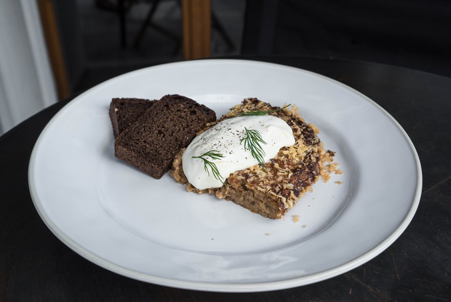 Фото рецепта Форшмак из говядины и сельди