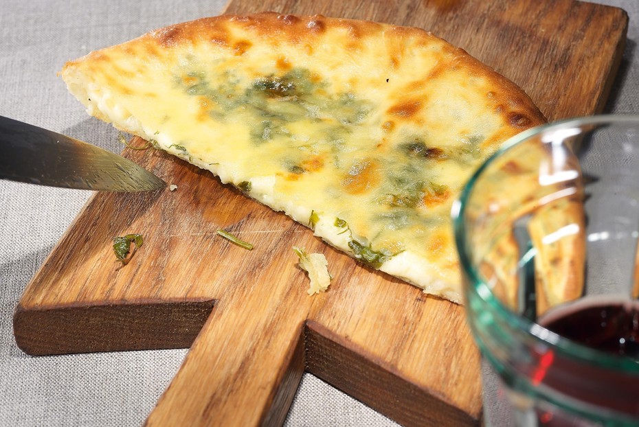 Фото рецепта Хачапури с зеленью