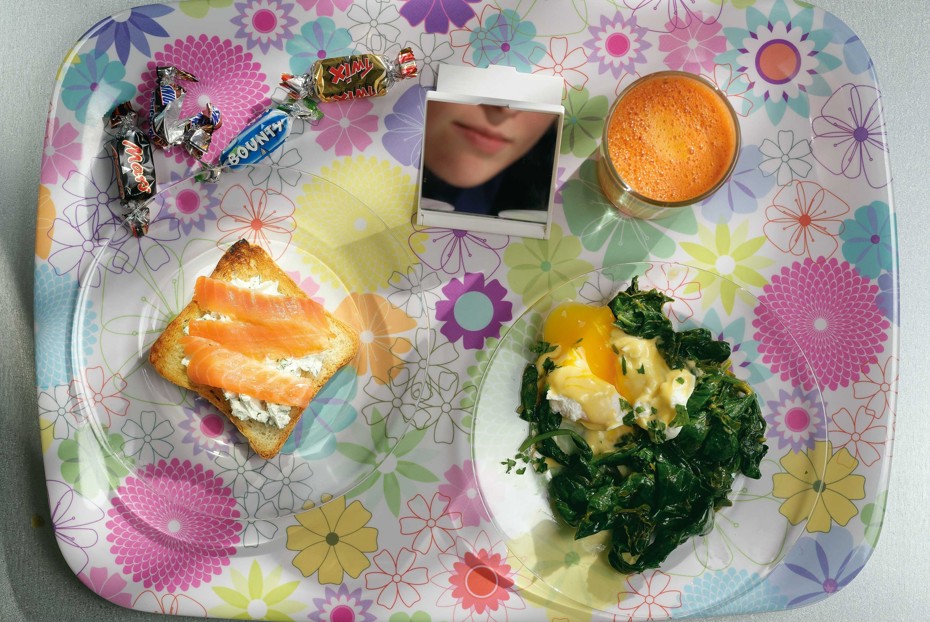 Фото рецепта Яйцо пашот с голландским соусом и шпинатом