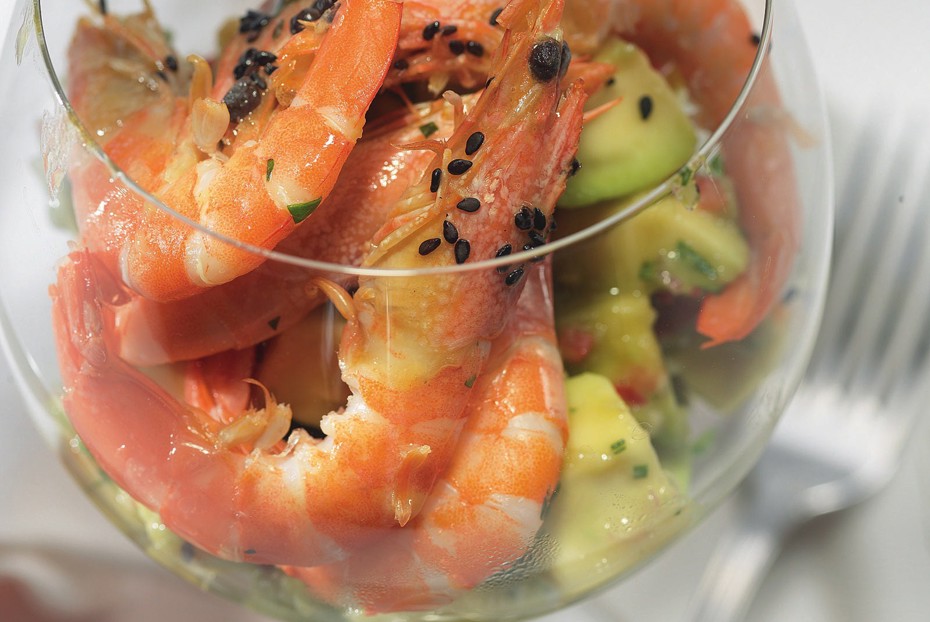 Фото рецепта Креветки с авокадо